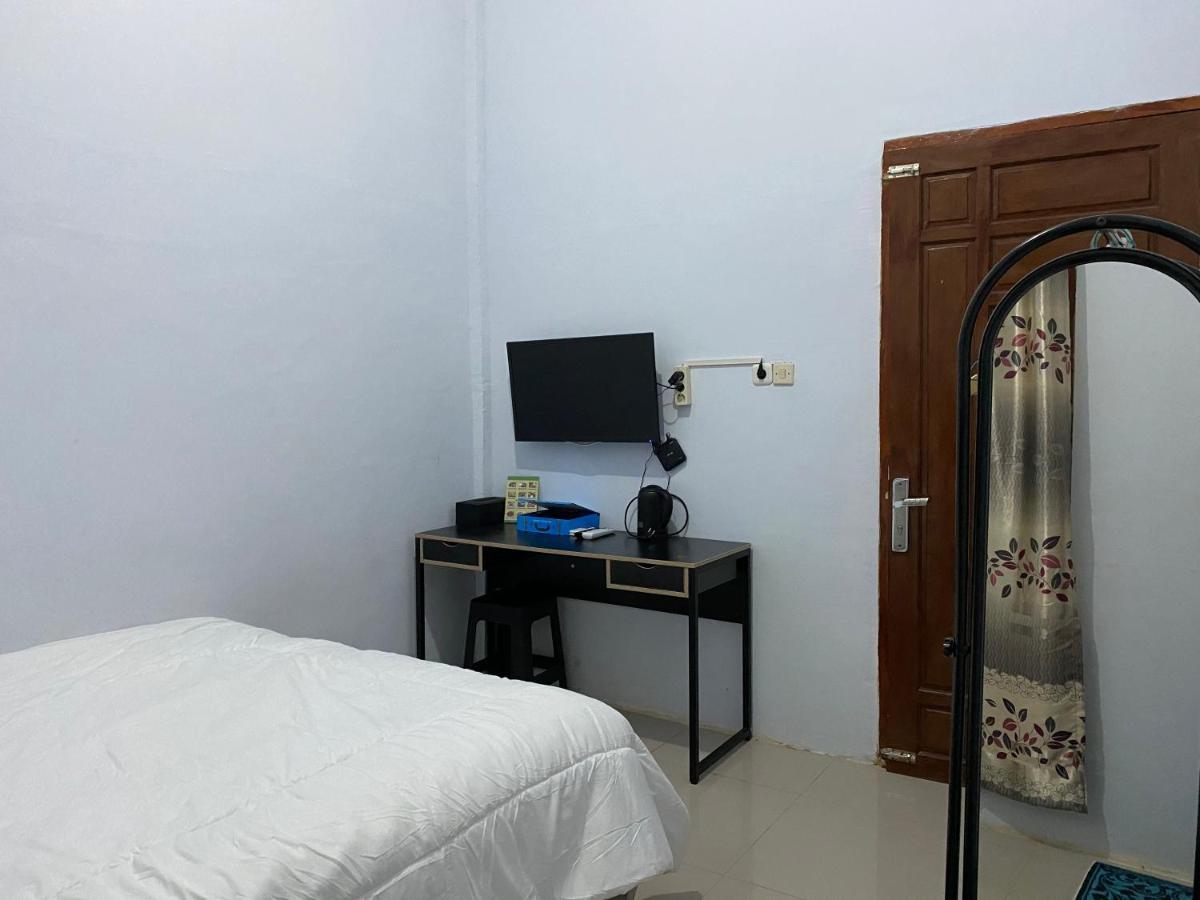 Khalisa Home Syariah Pontianak Bagian luar foto