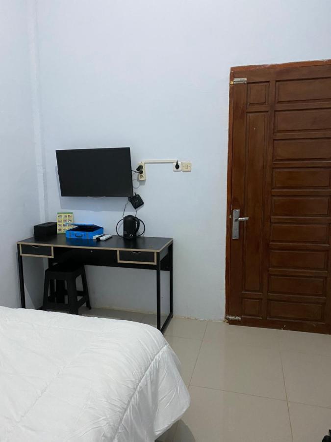Khalisa Home Syariah Pontianak Bagian luar foto